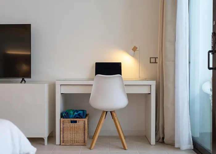 Nuevo Y Acogedor Duplex Con Amplia Terraza Y Vistas Al Mar Адехе