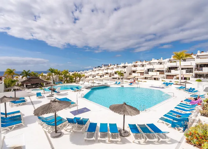 Acogedor Duplex Con Amplia Terraza Y Vistas Al Mar *